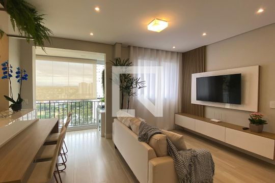 Sala de apartamento à venda com 1 quarto, 46m² em Jardim Tupanci, Barueri