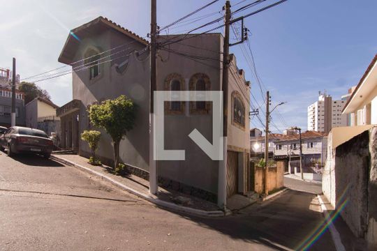 Fachada de casa à venda com 3 quartos, 210m² em Mandaqui, São Paulo