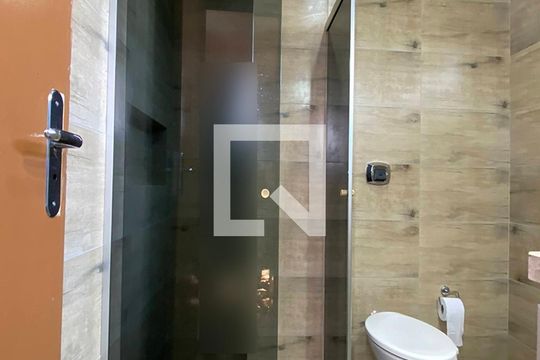 Banheiro da Suíte de casa à venda com 4 quartos, 340m² em Rondônia, Novo Hamburgo