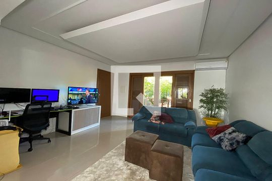 Casa à venda com 4 quartos, 340m² em Rondônia, Novo Hamburgo