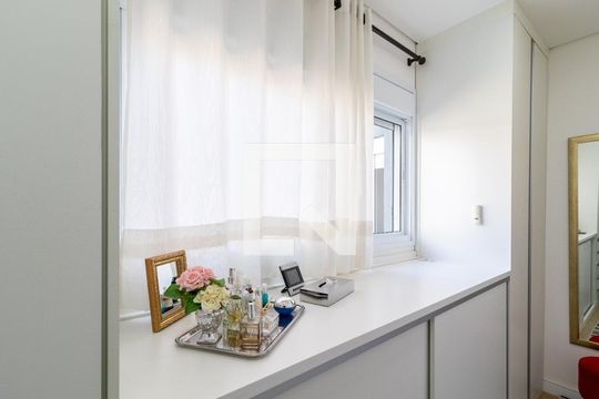 Closet / Quarto 3 de casa à venda com 3 quartos, 180m² em Jardim São Paulo(zona Norte), São Paulo