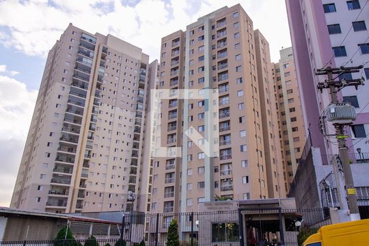 Fachada de apartamento para alugar com 2 quartos, 56m² em Vila Santa Clara, São Paulo
