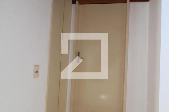 Corredor de apartamento à venda com 1 quarto, 43m² em Centro, Canoas