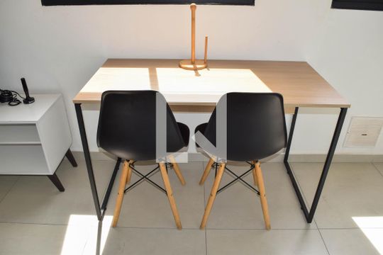Sala de kitnet/studio para alugar com 1 quarto, 25m² em Chácara Santo Antônio (zona Leste), São Paulo