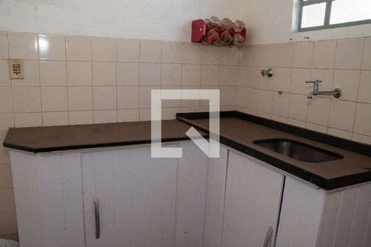 Área de Serviço de apartamento para alugar com 3 quartos, 68m² em Jardim Riacho das Pedras, Contagem