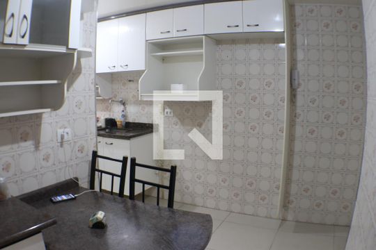 Cozinha de apartamento à venda com 3 quartos, 69m² em Taquara, Rio de Janeiro