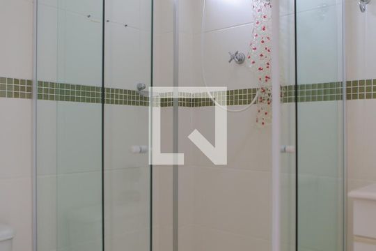 Banheiro da suíte 2 de apartamento para alugar com 3 quartos, 132m² em Aparecida, Santos