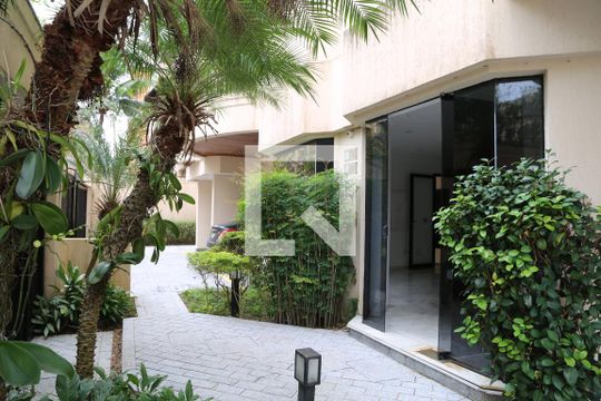 Área comum de apartamento para alugar com 2 quartos, 120m² em Balneario Guarujá, Guarujá