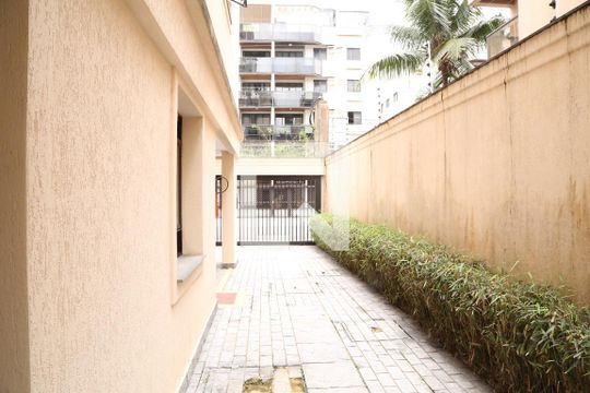 Área comum de apartamento para alugar com 2 quartos, 120m² em Balneario Guarujá, Guarujá