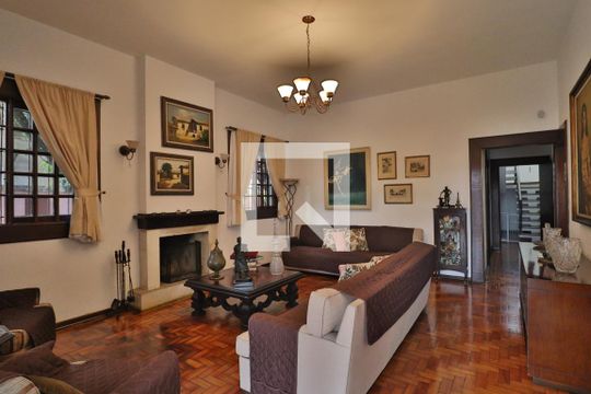Sala de casa à venda com 5 quartos, 600m² em Vila Madalena, São Paulo
