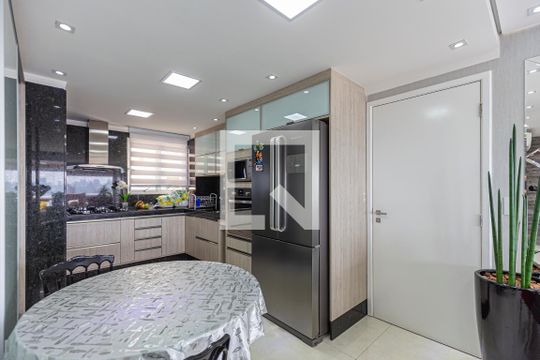 Cozinha de apartamento à venda com 3 quartos, 128m² em Centro, Santo André