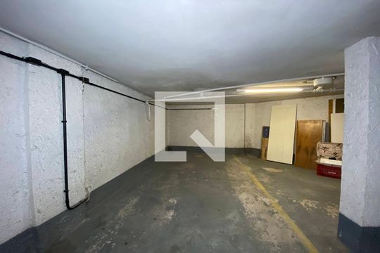 Garagem de apartamento à venda com 1 quarto, 74m² em Centro, Novo Hamburgo