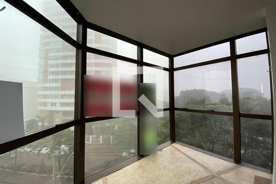 Quarto de apartamento à venda com 1 quarto, 74m² em Centro, Novo Hamburgo