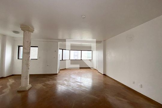 Sala de apartamento à venda com 1 quarto, 74m² em Centro, Novo Hamburgo