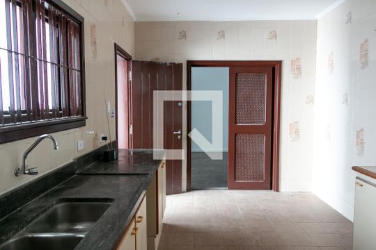Cozinha de casa para alugar com 4 quartos, 380m² em Jardim do Mar, São Bernardo do Campo