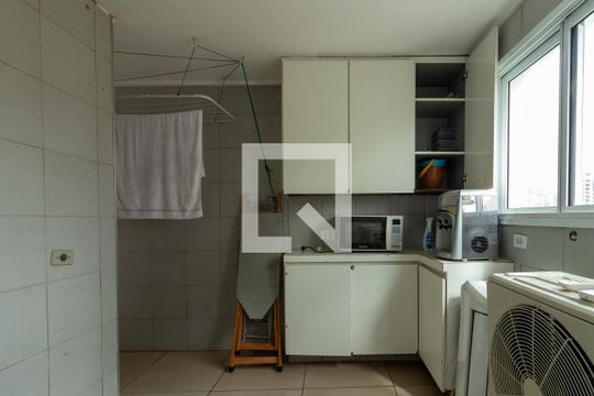Área de Serviço de apartamento para alugar com 4 quartos, 296m² em Jardim Ampliação, São Paulo