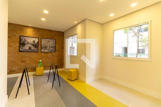 Coworking  de apartamento à venda com 2 quartos, 40m² em Parque Bristol, São Paulo