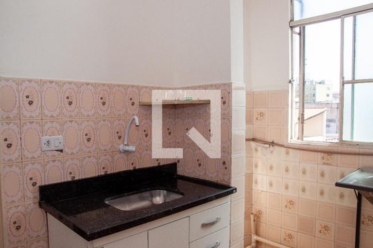 Apartamento para alugar com 2 quartos, 60m² em Eldorado, Contagem