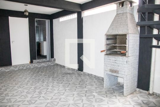 Churrasqueira de casa à venda com 4 quartos, 200m² em Vila Maria Alta, São Paulo