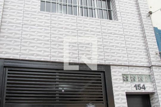 Fachada de casa à venda com 4 quartos, 200m² em Vila Maria Alta, São Paulo