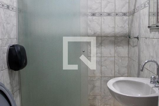 Banheiro de casa à venda com 4 quartos, 200m² em Vila Maria Alta, São Paulo