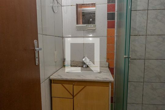 Banheiro de apartamento para alugar com 2 quartos, 40m² em Conceição, Diadema