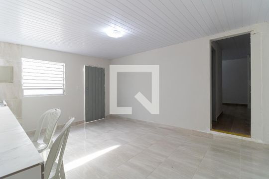 Sala de casa à venda com 2 quartos, 70m² em Bosque da Saúde, São Paulo