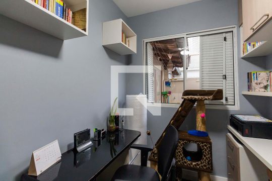 Escritório de casa de condomínio à venda com 3 quartos, 100m² em Humaitá, Porto Alegre