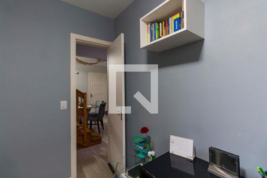 Escritório de casa de condomínio à venda com 3 quartos, 100m² em Humaitá, Porto Alegre