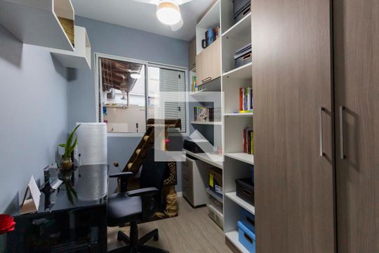 Escritório de casa de condomínio à venda com 3 quartos, 100m² em Humaitá, Porto Alegre