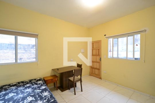 Sala/Cozinha de kitnet/studio para alugar com 1 quarto, 21m² em Chácara Inglesa, São Paulo