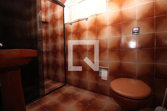 Banheiro Social de casa para alugar com 2 quartos, 74m² em Taguatinga Sul, Brasília
