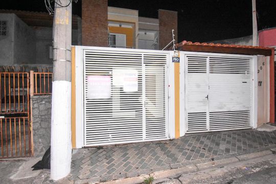 Fachada de casa à venda com 3 quartos, 151m² em Vila Alpina, São Paulo