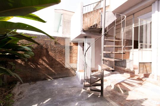 Quintal de casa para alugar com 3 quartos, 184m² em Parque Mandaqui, São Paulo