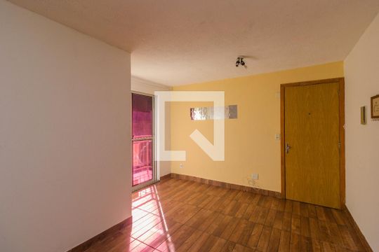 Sala de apartamento para alugar com 2 quartos, 50m² em Olaria, Canoas