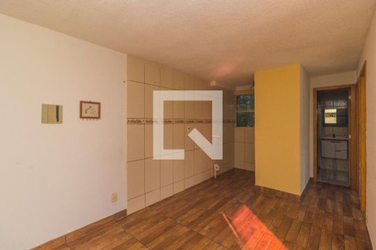 Sala de apartamento para alugar com 2 quartos, 50m² em Olaria, Canoas