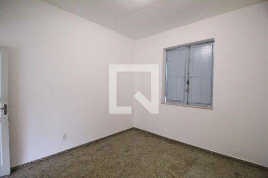 Quarto 2 de casa à venda com 3 quartos, 200m² em Tanque, Rio de Janeiro