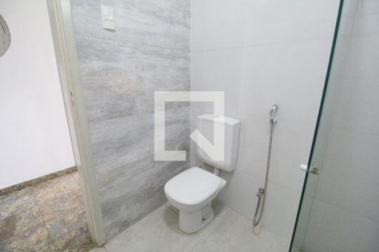 Banheiro de casa à venda com 3 quartos, 200m² em Tanque, Rio de Janeiro