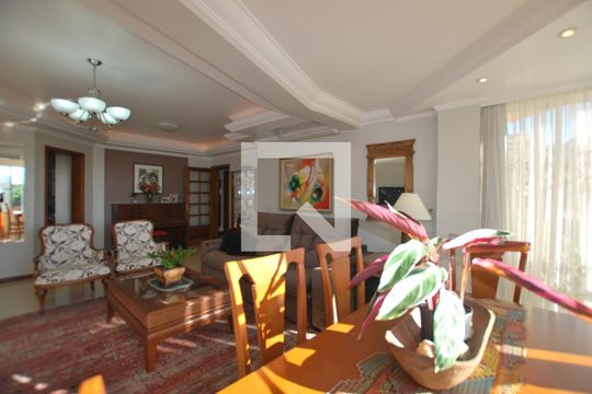 Sala de apartamento à venda com 3 quartos, 167m² em Cristal, Porto Alegre