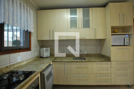 Cozinha de apartamento à venda com 3 quartos, 167m² em Cristal, Porto Alegre