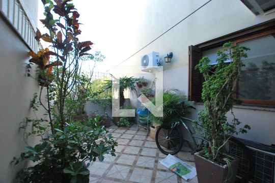 Área Externa de apartamento à venda com 3 quartos, 167m² em Cristal, Porto Alegre