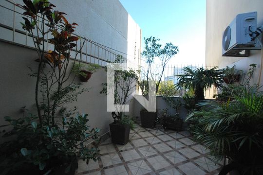 Área Externa de apartamento à venda com 3 quartos, 167m² em Cristal, Porto Alegre