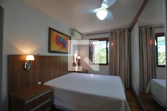 Suíte de apartamento à venda com 3 quartos, 167m² em Cristal, Porto Alegre