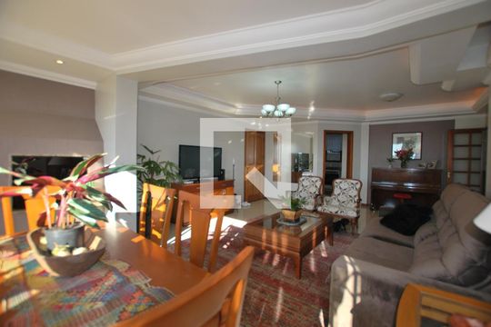 Sala de apartamento à venda com 3 quartos, 167m² em Cristal, Porto Alegre