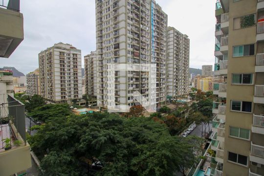 Vista da Área de Serviço de apartamento para alugar com 1 quarto, 60m² em Botafogo, Rio de Janeiro