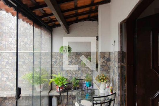 Varanda de casa à venda com 3 quartos, 209m² em Parque Císper, São Paulo