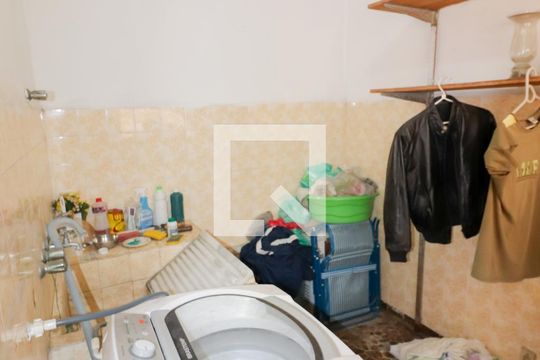 Lavanderia de casa de condomínio à venda com 3 quartos, 200m² em Vila Lageado, São Paulo