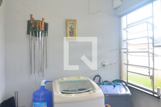 Área de serviço de casa para alugar com 2 quartos, 300m² em Olaria, Canoas