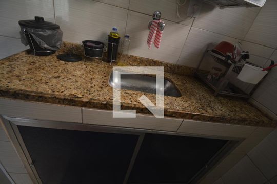 Cozinha de casa à venda com 3 quartos, 220m² em Vila Kosmos, Rio de Janeiro