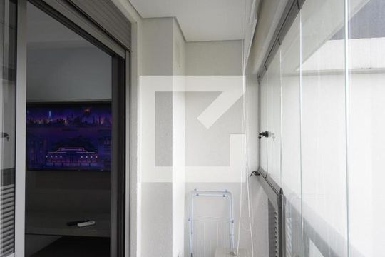 Varanda de kitnet/studio para alugar com 1 quarto, 24m² em Vila Mariana, São Paulo